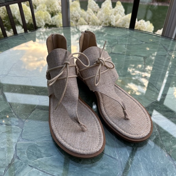 Women’s size 9 pierre dumas sandals - Picture 2 of 7